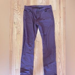 EUC banana republic slim fit travel jean